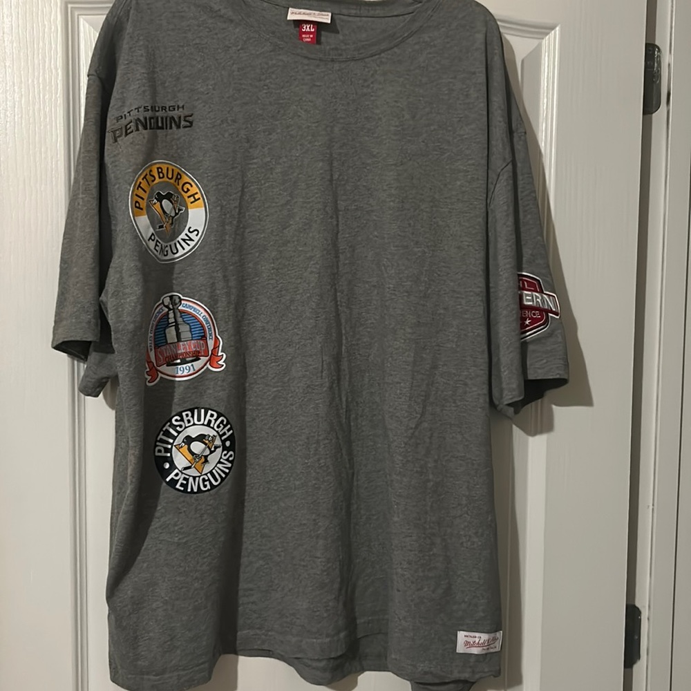 Pittsburgh Penguins shirt
